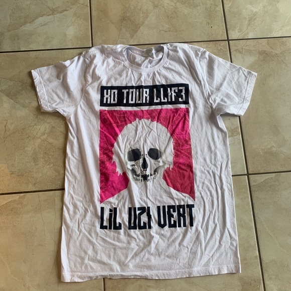 4 Mens Tee Shirts - PRICE DROP - Picture 4 of 4